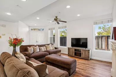 17552 Woodridge Ct, Salinas, CA 93908 - Photo 7