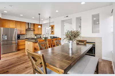 17552 Woodridge Ct, Salinas, CA 93908 - Photo 13
