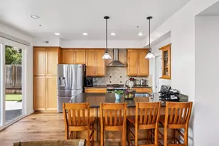 17552 Woodridge Ct, Salinas, CA 93908 - Photo 1