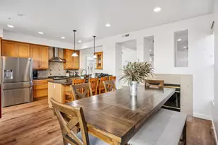 17552 Woodridge Ct, Salinas, CA 93908 - Photo 11