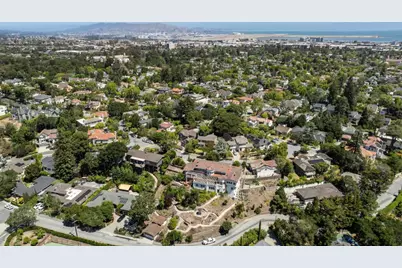 1385 Hillside Cir, Burlingame, CA 94010 - Photo 13