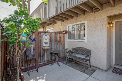 103 Missiion, East Palo Alto, CA 94303 - Photo 3