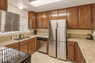 103 Mission Dr, East Palo Alto, CA 94303 - Photo 11