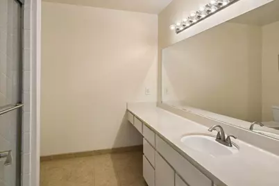 103 Mission Dr, East Palo Alto, CA 94303 - Photo 17