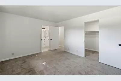 194 Oakbrook Cir, San Jose, CA 95139 - Photo 23