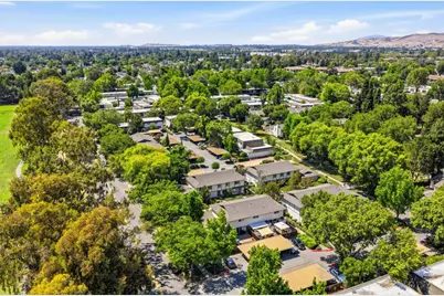 194 Oakbrook Cir, San Jose, CA 95139 - Photo 1