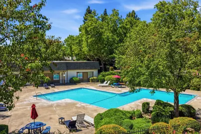 194 Oak Brook Cir, San Jose, CA 95139 - Photo 3
