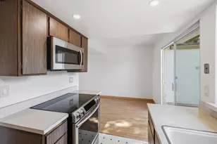 194 Oak Brook Cir, San Jose, CA 95139 - Photo 13