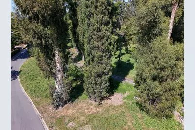 25 Fagan Dr, Hillsborough, CA 94010 - Photo 3