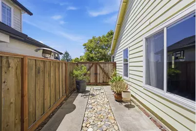 1774 Declaration St, Salinas, CA 93906 - Photo 35