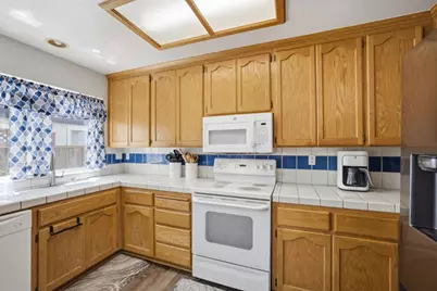 1774 Declaration St, Salinas, CA 93906 - Photo 25