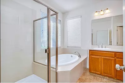 1149 Bellflower Way, Los Banos, CA 93635 - Photo 11
