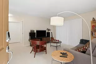 1211 Yarwood Ct, San Jose, CA 95128 - Photo 5
