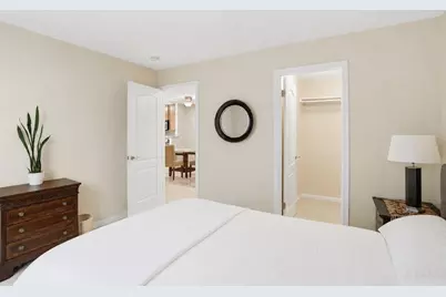 1211 Yarwood Ct, San Jose, CA 95128 - Photo 13