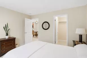 1211 Yarwood Ct, San Jose, CA 95128 - Photo 13