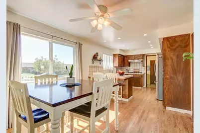 1651 Clearview Dr, Hollister, CA 95023 - Photo 5
