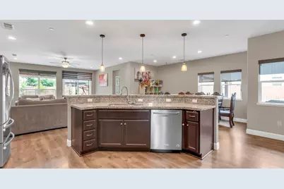 256 Gina St, Manteca, CA 95337 - Photo 9