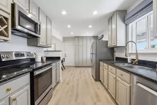 2704 Brittan Ave, San Carlos, CA 94070 - Photo 19