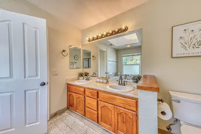 806 Danbury St, Salinas, CA 93906 - Photo 39