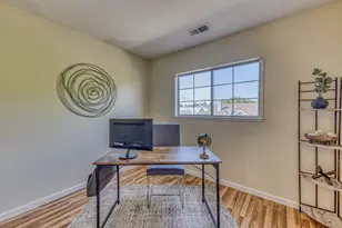 806 Danbury St, Salinas, CA 93906 - Photo 45