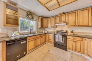 806 Danbury St, Salinas, CA 93906 - Photo 19