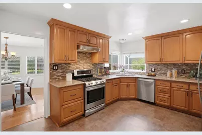 1895 Walnut Grove Ave, San Jose, CA 95126 - Photo 11