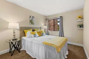 461 Dela Vina Ave 205, Monterey, CA 93940 - Photo 13