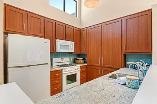 461 Dela Vina Ave 205, Monterey, CA 93940 - Photo 9