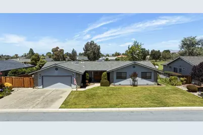805 S Ridgemark Dr, Hollister, CA 95023 - Photo 45