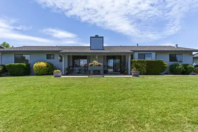 805 S Ridgemark Dr, Hollister, CA 95023 - Photo 23