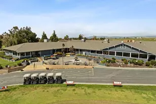 805 S Ridgemark Dr, Hollister, CA 95023 - Photo 29