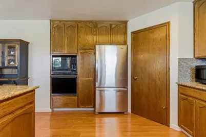 805 S Ridgemark Dr, Hollister, CA 95023 - Photo 9