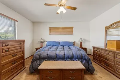 805 S Ridgemark Dr, Hollister, CA 95023 - Photo 17