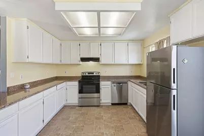 1934 McGee Ave, Dos Palos, CA 93620 - Photo 5