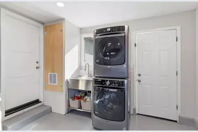 1791 Kirkland Ave, San Jose, CA 95125 - Photo 35