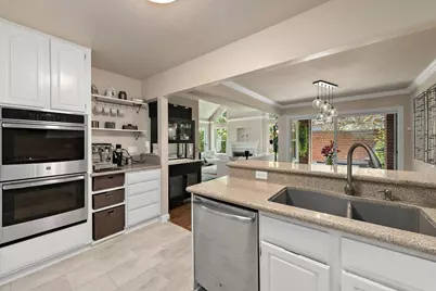 2131 Avy Ave, Menlo Park, CA 94025 - Photo 7