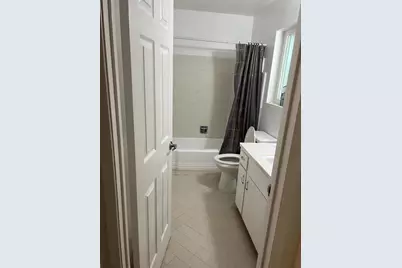 431 E Saint John St, San Jose, CA 95112 - Photo 15