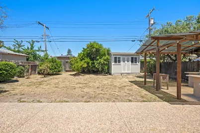 1825 Dale Ave, San Mateo, CA 94401 - Photo 17