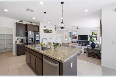 1702 Plumas Dr, Lathrop, CA 95330 - Photo 29