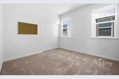 1702 Plumas Dr, Lathrop, CA 95330 - Photo 5