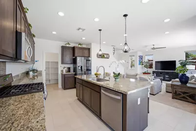 1702 Plumas Dr, Lathrop, CA 95330 - Photo 37