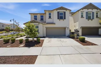 1702 Plumas Dr, Lathrop, CA 95330 - Photo 1