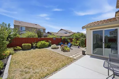 1702 Plumas Dr, Lathrop, CA 95330 - Photo 39