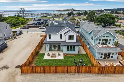 130 Sonora Ave, El Granada, CA 94018 - Photo 3