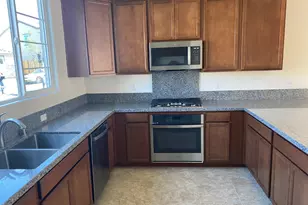 559 Lovejoy Ln, Lincoln, CA 95648 - Photo 3