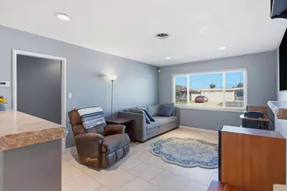 643 Stanford Ave, Salinas, CA 93901 - Photo 5