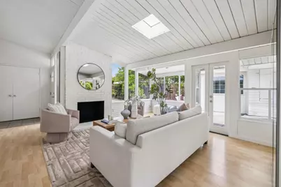 1046 Metro Cir, Palo Alto, CA 94303 - Photo 19