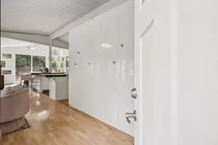 1046 Metro Cir, Palo Alto, CA 94303 - Photo 15