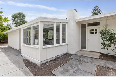 1046 Metro Cir, Palo Alto, CA 94303 - Photo 13