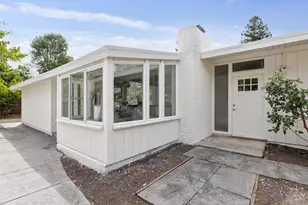 1046 Metro Cir, Palo Alto, CA 94303 - Photo 13